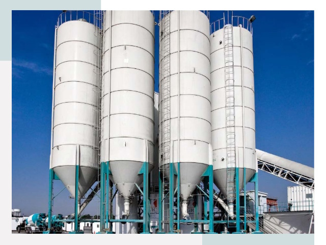 Строительство цементных силосов в Ревде