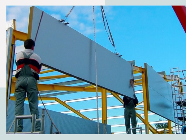 Монтаж сэндвич-панелей в Ревде от 635 руб.